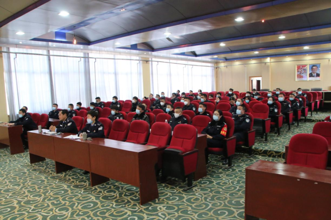 盯紧抓实思想动态为监狱工作提供坚强政治保证西藏波密监狱召开干部