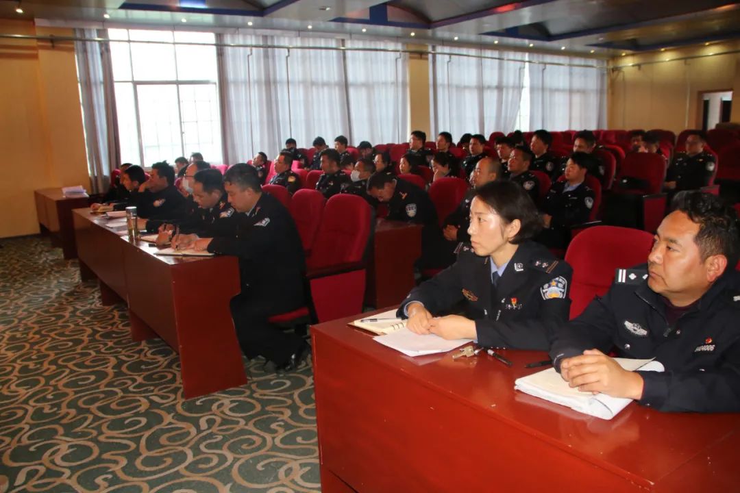 波密监狱举办党史学习教育专题辅导讲座